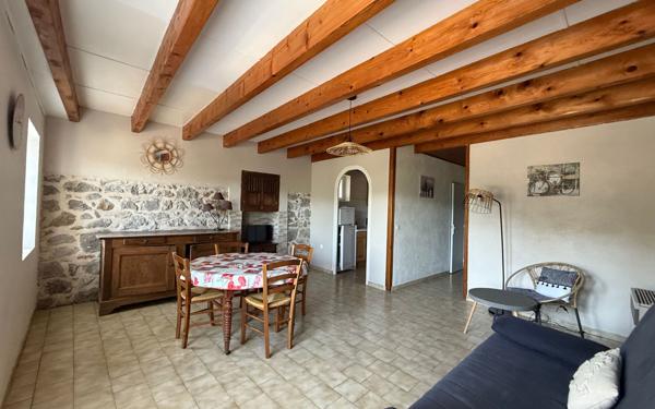 Maison à vendre    22 pièces •  Saint-Alban-Auriolles