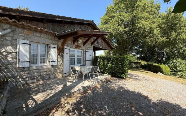 Maison à vendre    22 pièces •  Saint-Alban-Auriolles