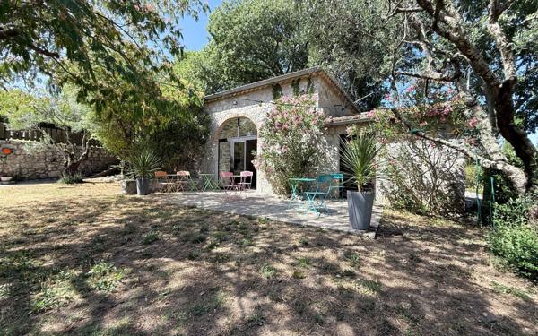 Maison à vendre    22 pièces •  Saint-Alban-Auriolles