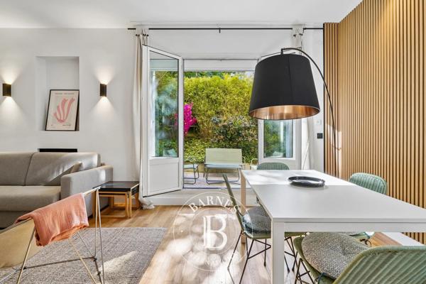 Paris 16ème, Appartement 1 Chambre -  54 m² à vendre