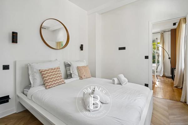 Paris 16ème, Appartement 1 Chambre -  54 m² à vendre