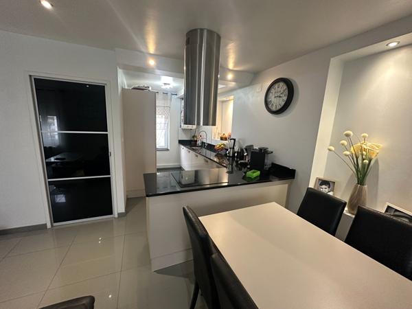 Immeuble 10 pièces 200 m2