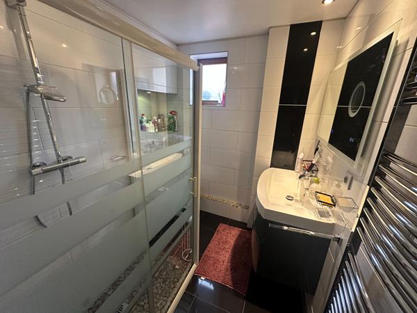 Immeuble 10 pièces 200 m2