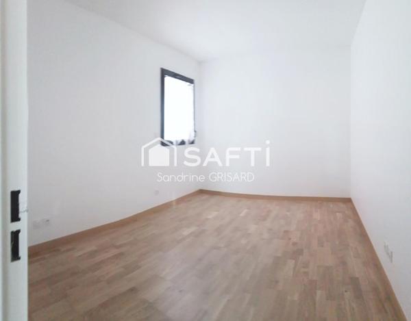 "vous n’avez plus qu’à poser vos valises. Appartement prêt à vivre – aucuns travaux à prévoir,  "