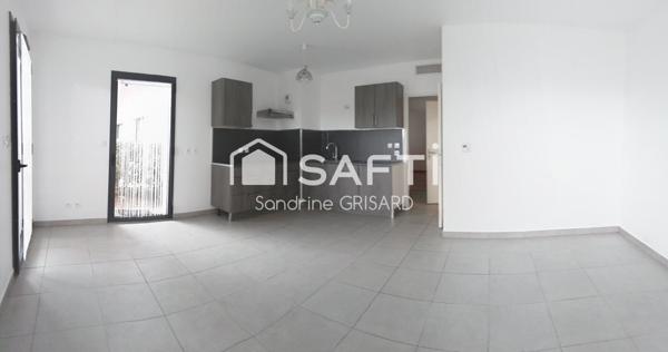 "vous n’avez plus qu’à poser vos valises. Appartement prêt à vivre – aucuns travaux à prévoir,  "