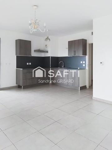 "vous n’avez plus qu’à poser vos valises. Appartement prêt à vivre – aucuns travaux à prévoir,  "