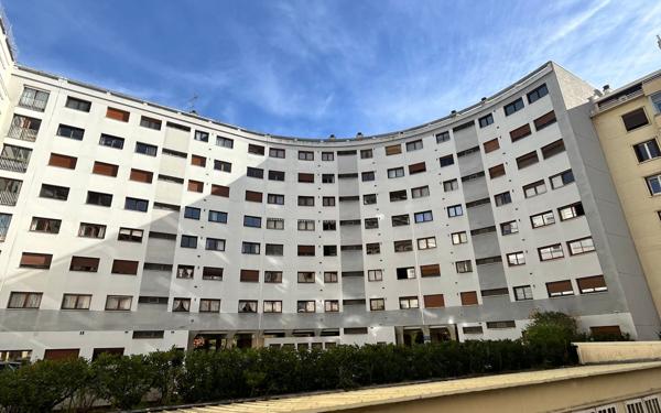 Appartement à louer    3 pièces • 52,73 m2 Boulogne-Billancourt