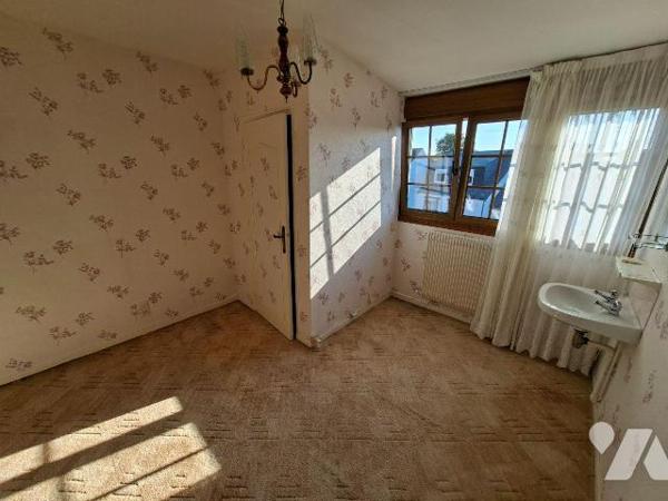 A FERRIERE LA GRANDE (59680) Maison à vendre
Maison de 83 m2 habitable sur et avec 288 m2, com...