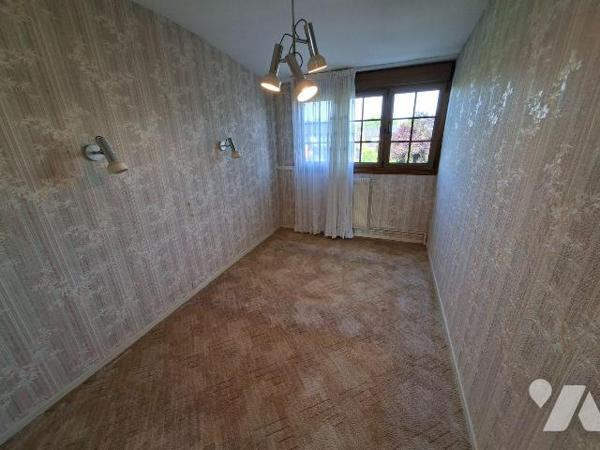 A FERRIERE LA GRANDE (59680) Maison à vendre
Maison de 83 m2 habitable sur et avec 288 m2, com...