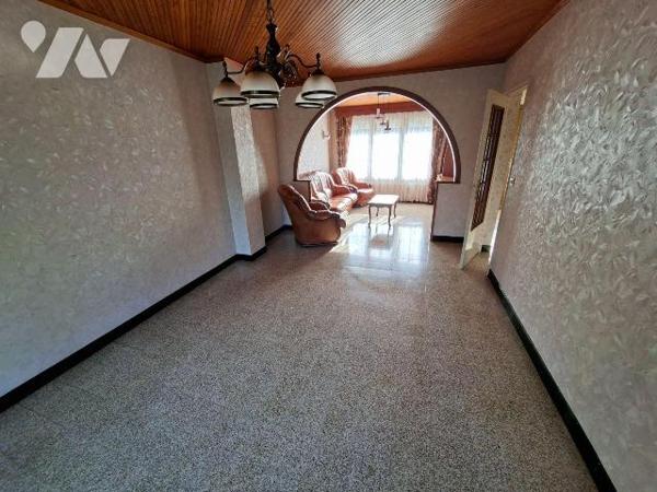 A FERRIERE LA GRANDE (59680) Maison à vendre
Maison de 83 m2 habitable sur et avec 288 m2, com...
