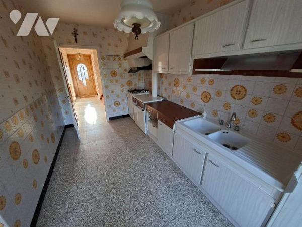 A FERRIERE LA GRANDE (59680) Maison à vendre
Maison de 83 m2 habitable sur et avec 288 m2, com...