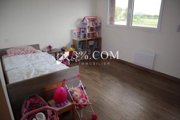 Maison
                                                                                                                                                                                                                                                                                                                        5 pièce(s)                                                                                                                                                                                                          4 chambre(s)                                                                                                                                                                                                          175  m²