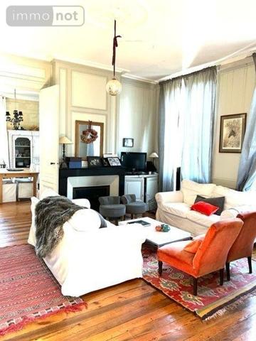 Propriete à vendre à Vayres en Gironde (33870), ref : 11610/261