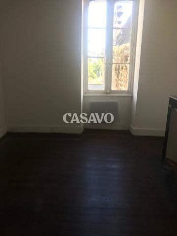 Vente Maison 4 pièces de 100m² - 58120 Château-Chinon (Ville)