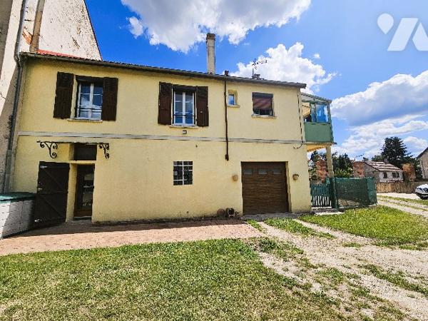 MONTREUIL AUX LIONS - Maison de ville