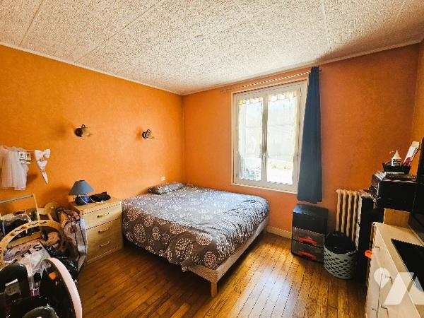 MONTREUIL AUX LIONS - Maison de ville