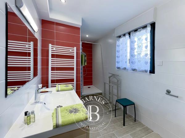 Aix-les-Bains, Maison 4 Chambres -  255 m² à vendre