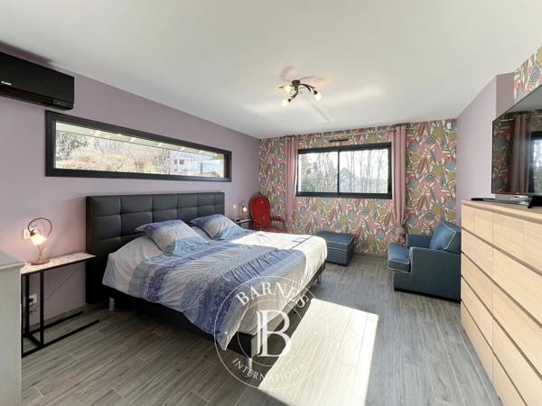 Aix-les-Bains, Maison 4 Chambres -  255 m² à vendre