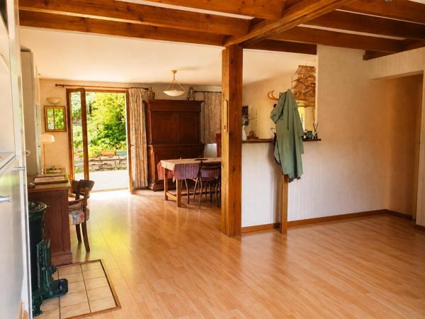 Quartier grieu,vallon suisse,4 chambres possible