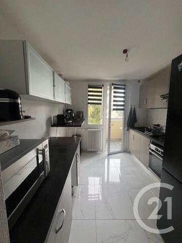Appartement T3 à vendre  4 pièces - 67,50 m2 BOURGOIN JALLIEU - 38