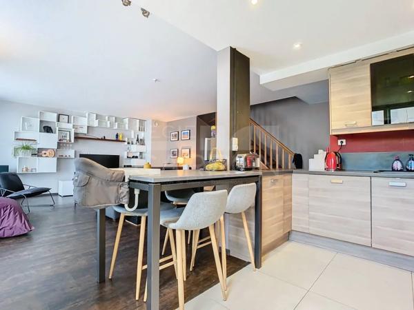 APPARTEMENT T4 A VENDRE - LYON 8EME ARRONDISSEMENT - 92 m 2 - 419 000 €