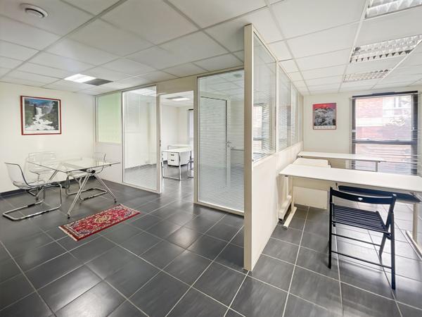 Bureaux Antony 2 pièce(s) 39 m2