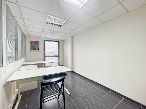Bureaux Antony 2 pièce(s) 39 m2