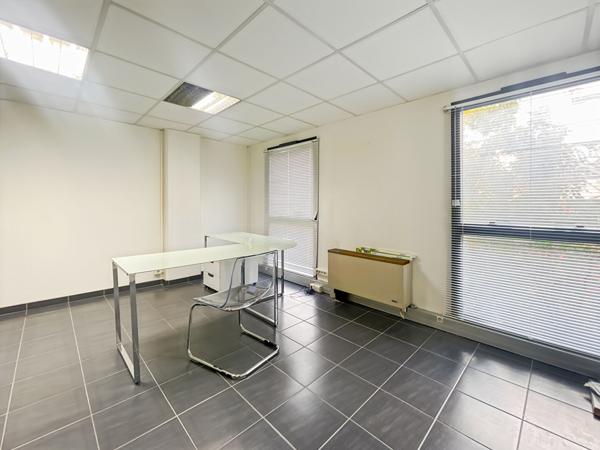Bureaux Antony 2 pièce(s) 39 m2