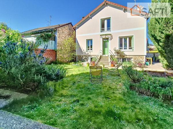 Jolie meuliere renovée, 3 chambres possibilité 4, au calme, à 4 min du RER