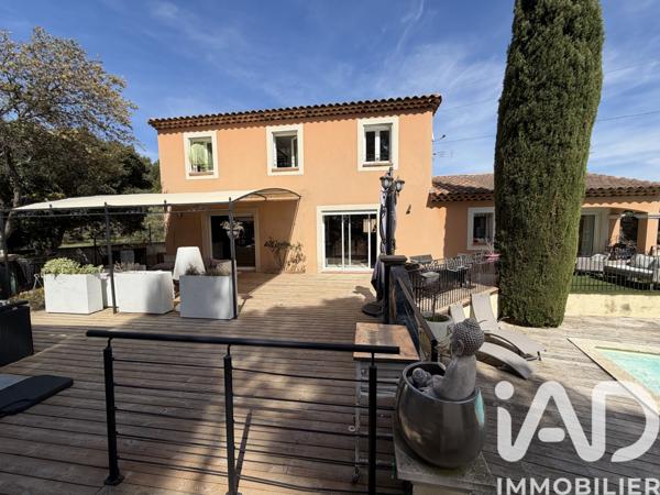 Maison à vendre 6 pièces 165 m² Rognac