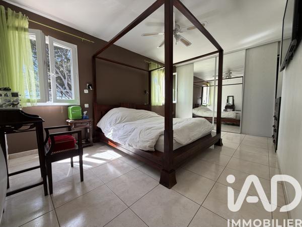 Maison à vendre 6 pièces 165 m² Rognac