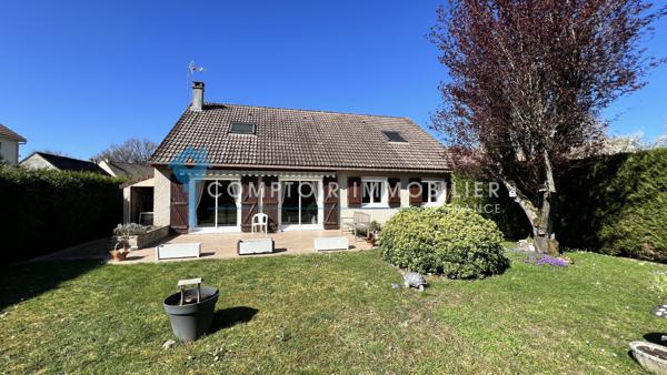 Maison 8 pièce(s) 5 chambre(s) 180 m²