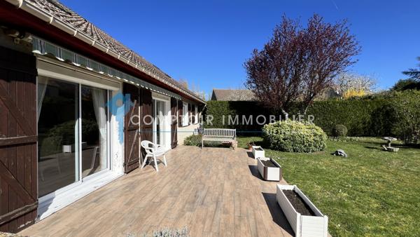 Maison 8 pièce(s) 5 chambre(s) 180 m²