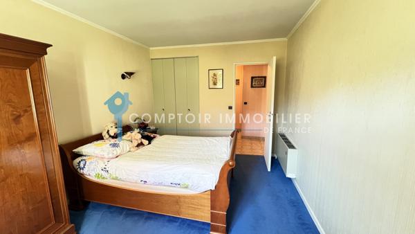 Maison 8 pièce(s) 5 chambre(s) 180 m²