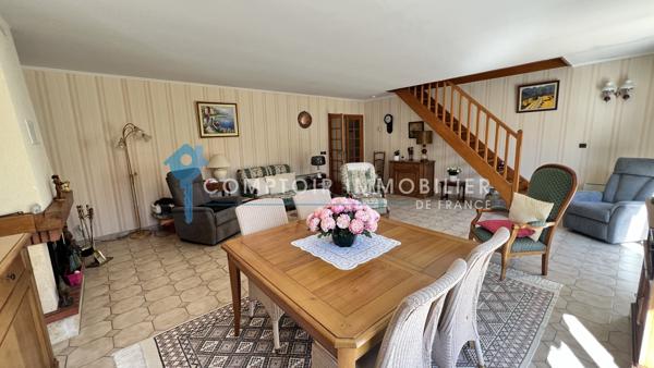 Maison 8 pièce(s) 5 chambre(s) 180 m²