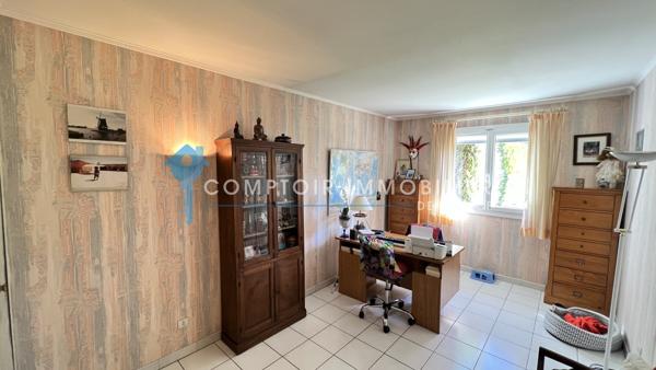 Maison 8 pièce(s) 5 chambre(s) 180 m²