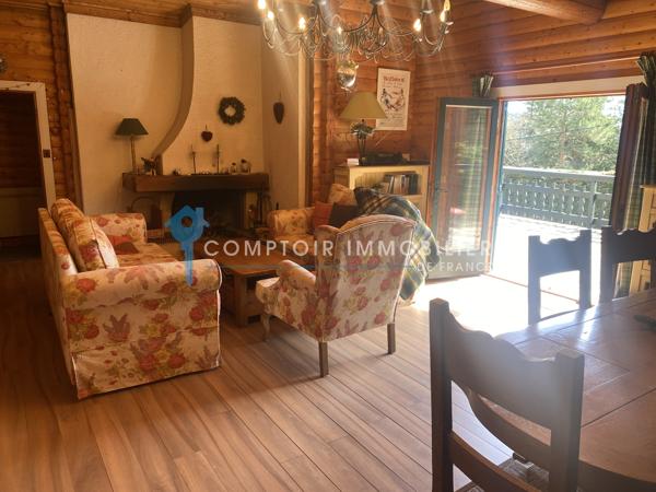 Maison
                                                                                                                                                                                                                                                                                                                        5 pièce(s)                                                                                                                                                                                                          4 chambre(s)                                                                                                                                                                                                          93.87  m²