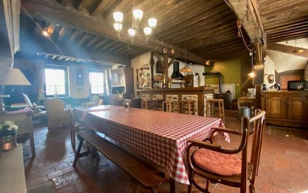 Maison à vendre    6 pièces •  Arleuf