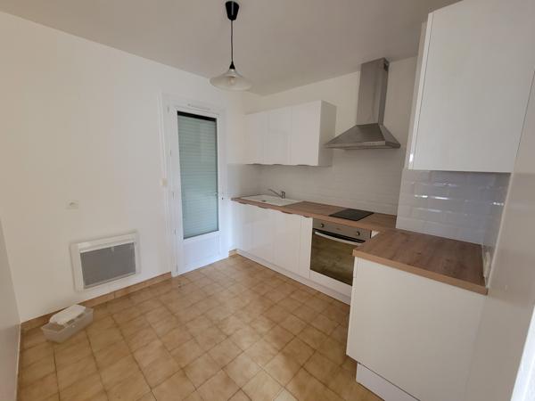 Villa T3 avec jardin et garage  Bram (11150)