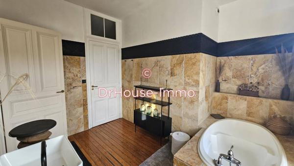 Appartement à vendre 4 pièces de 143 m²