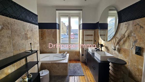 Appartement à vendre 4 pièces de 143 m²