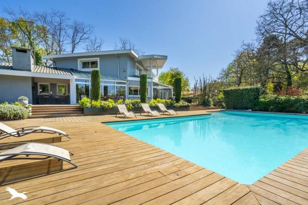 Maison à vendre |  Gradignan |  7 pièces | 251 m²