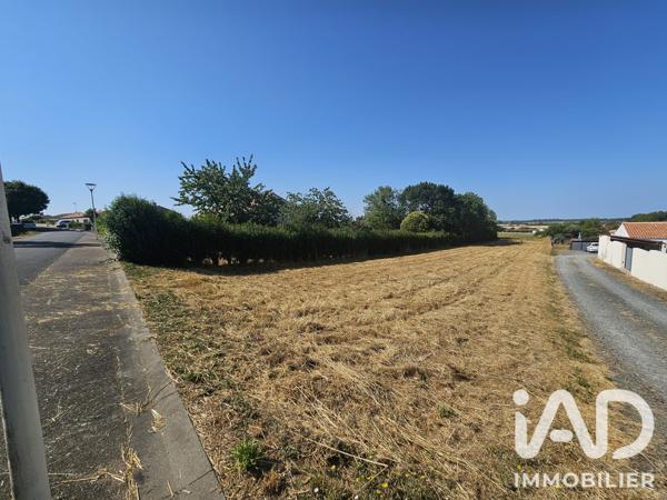 Terrain à vendre 1 440 m² Le Gué-de-Velluire