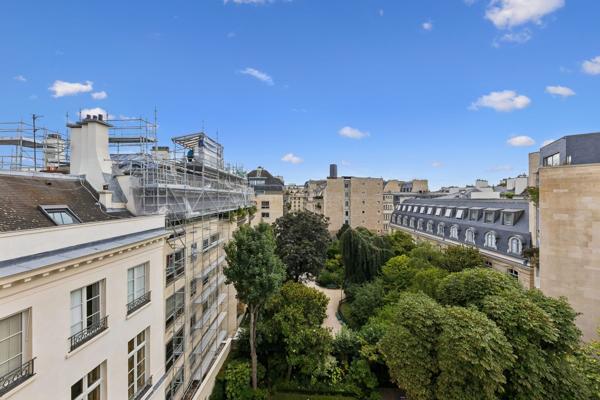 Vente Appartement de luxe Paris 7 4 Pièces 119.61 m²