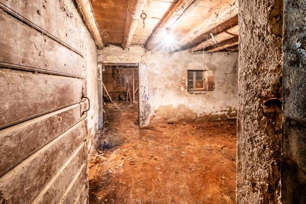 Corps de ferme 1770 à rénover – 710 m² de potentiel en Haute-Savoie | Projet investisseurs / gîtes