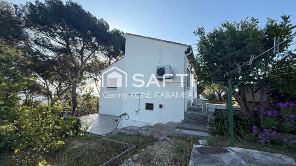 Villa 122M 2 avec Vue mer, beau volume sur 800M2