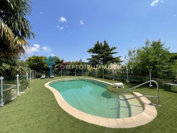 Villa
                                                                                                                                                                                                                                                                                                                        11 pièce(s)                                                                                                                                                                                                          8 chambre(s)                                                                                                                                                                                                          342  m²