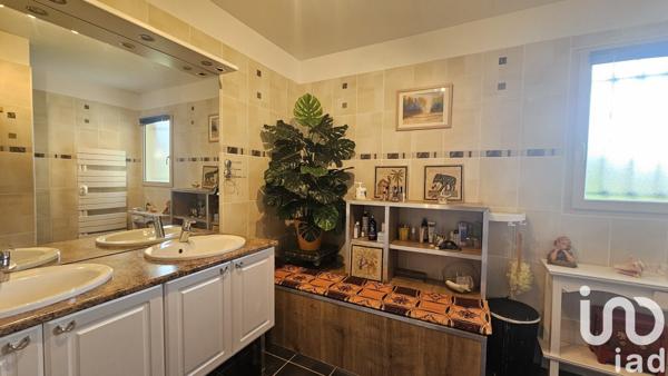 Maison rustique 5 pièces de 158 m² à Nexon (87800)