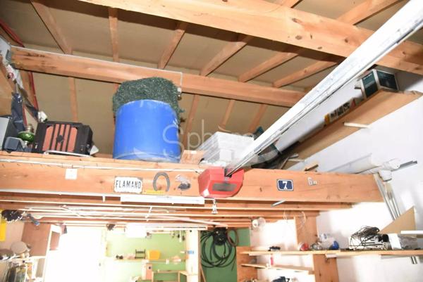 Maison de plain pied avec garage camping car