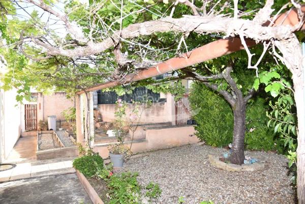 Maison de plain pied avec garage camping car